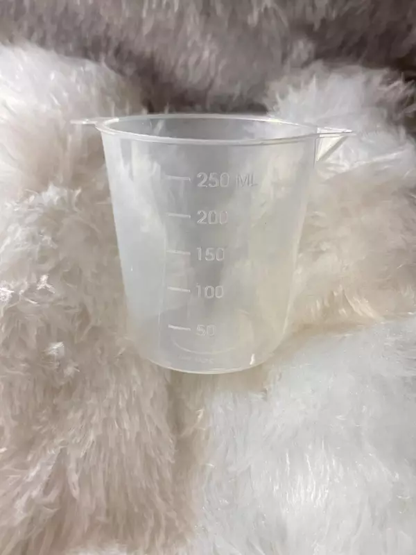 measuring cup